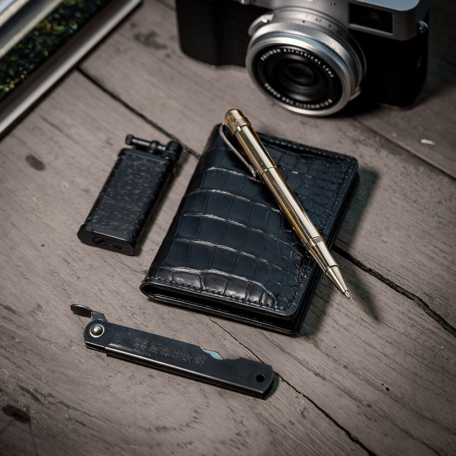 American Alligator & Chèvre Bifold Wallet - Black - Gladfellow