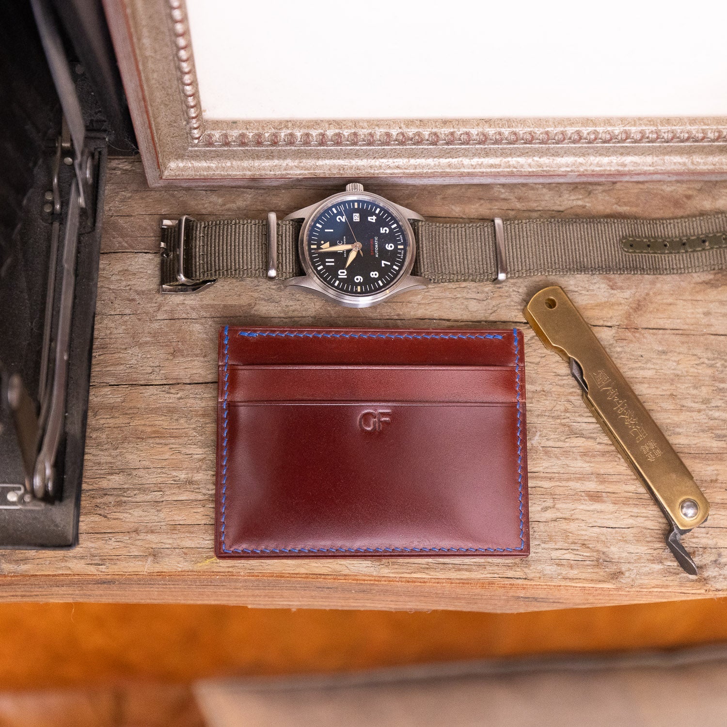 Elegant Jinxing Watch, Wallet, and Belt Gift Set